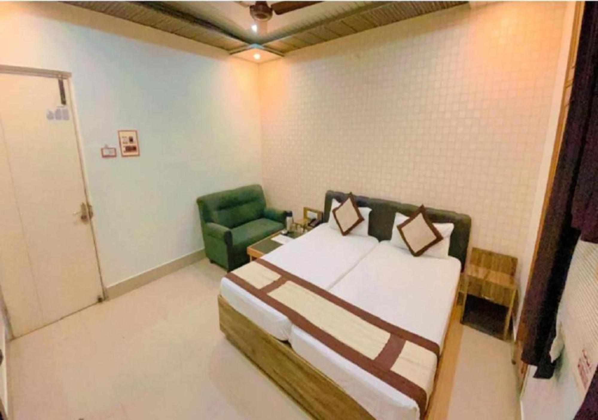 Grg R P International Patna Hotel Patna  Exterior photo